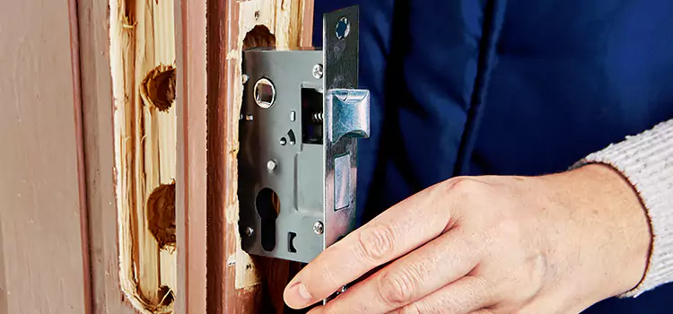 Garage Door Lock Replacement Richmond West